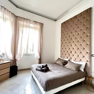  Frühstückspension Aristocasa Luxury Rooms
